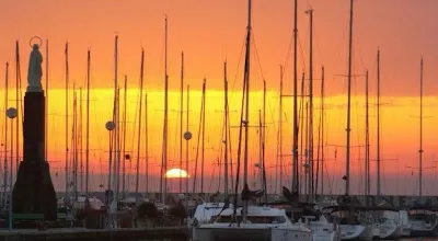 Tramonto molo Viareggio